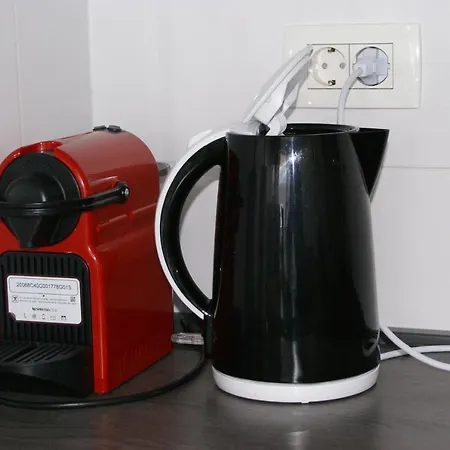 Carmen, Znjan, * سبليت