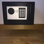 Apartament Carmen, Znjan, *