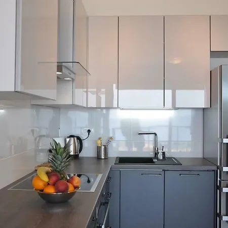 Carmen, Znjan, Apartman *