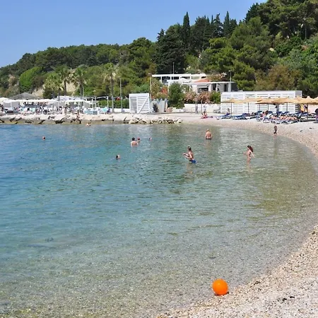 Lägenhet Carmen, Znjan, *